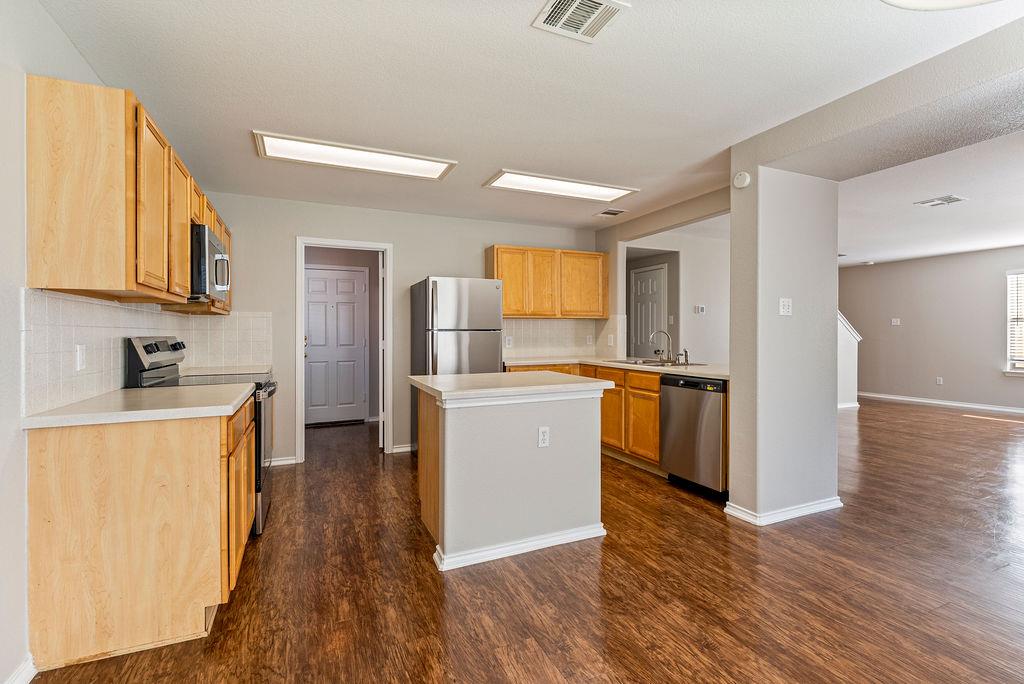 1209 Apollo Cir, Round Rock, TX 78664