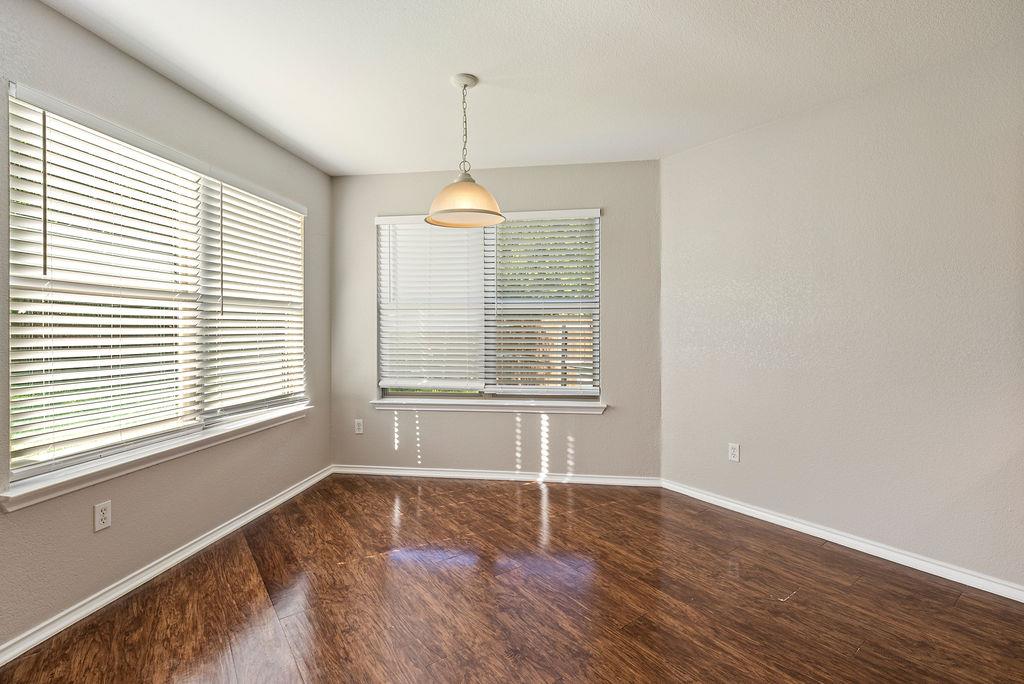 1209 Apollo Cir, Round Rock, TX 78664