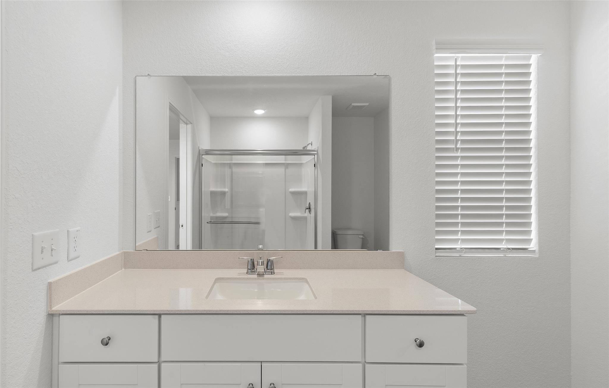 140 MULLEN Way, Taylor, TX 76574