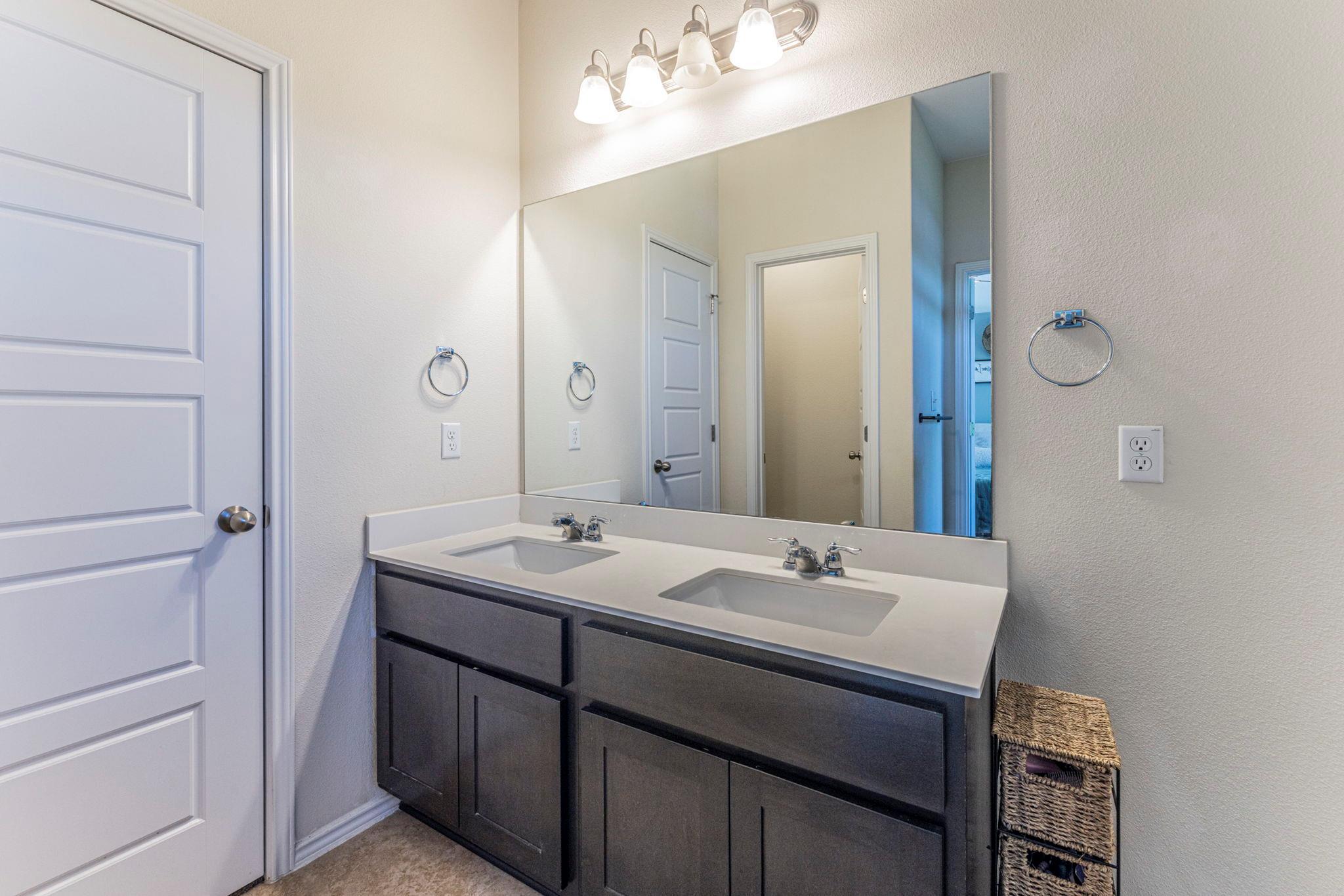 20205 Navarre Ter, Pflugerville, TX 78660