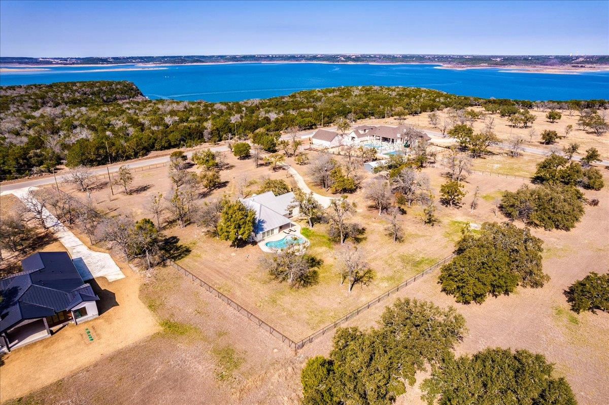 8301 Brewer Ln, Salado, TX 76571