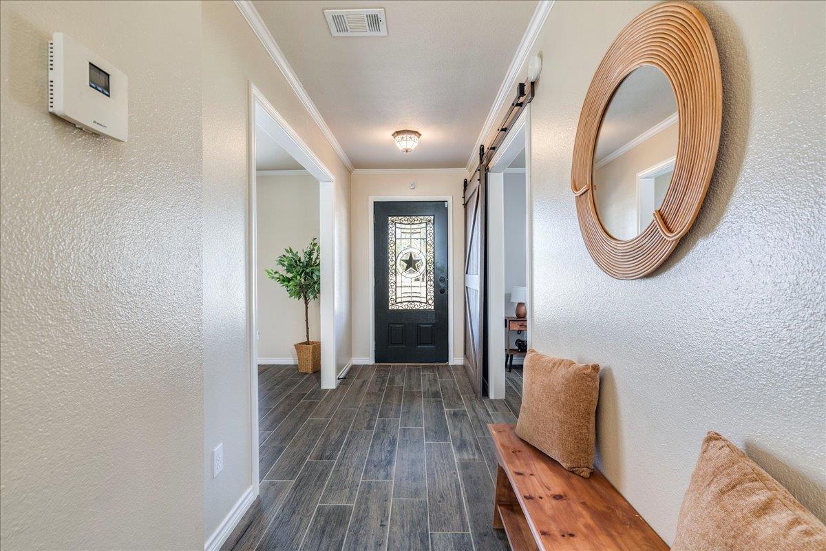 8301 Brewer Ln, Salado, TX 76571