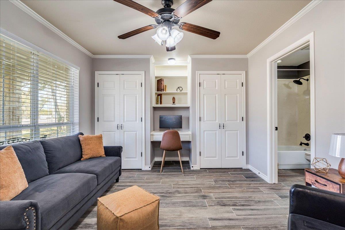 8301 Brewer Ln, Salado, TX 76571