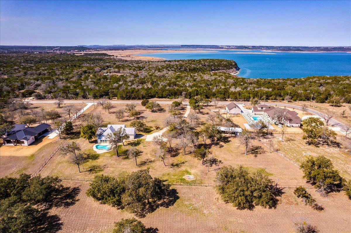 8301 Brewer Ln, Salado, TX 76571