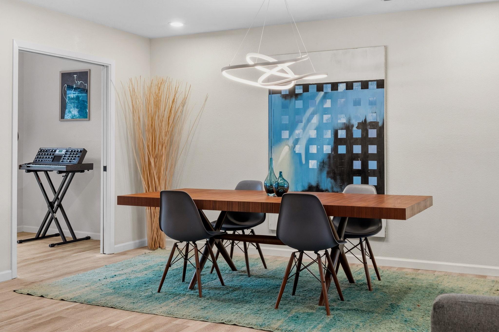 6207 Hyside Dr, Austin, TX 78723