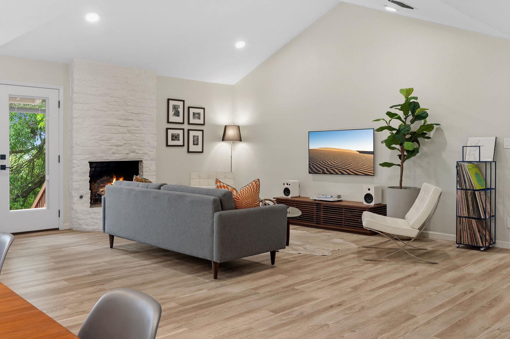 6207 Hyside Dr, Austin, TX 78723