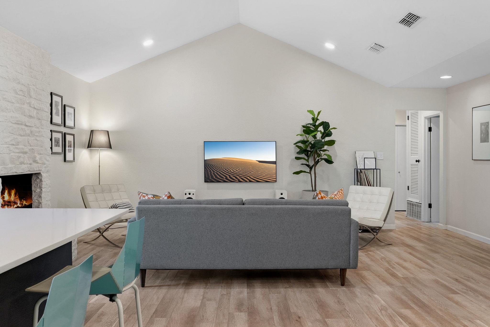 6207 Hyside Dr, Austin, TX 78723