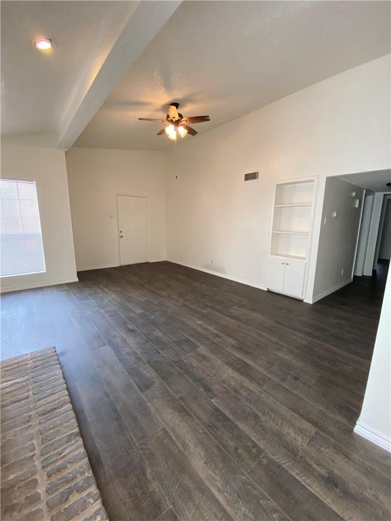 2401 Leon St # 206, Austin, TX 78705