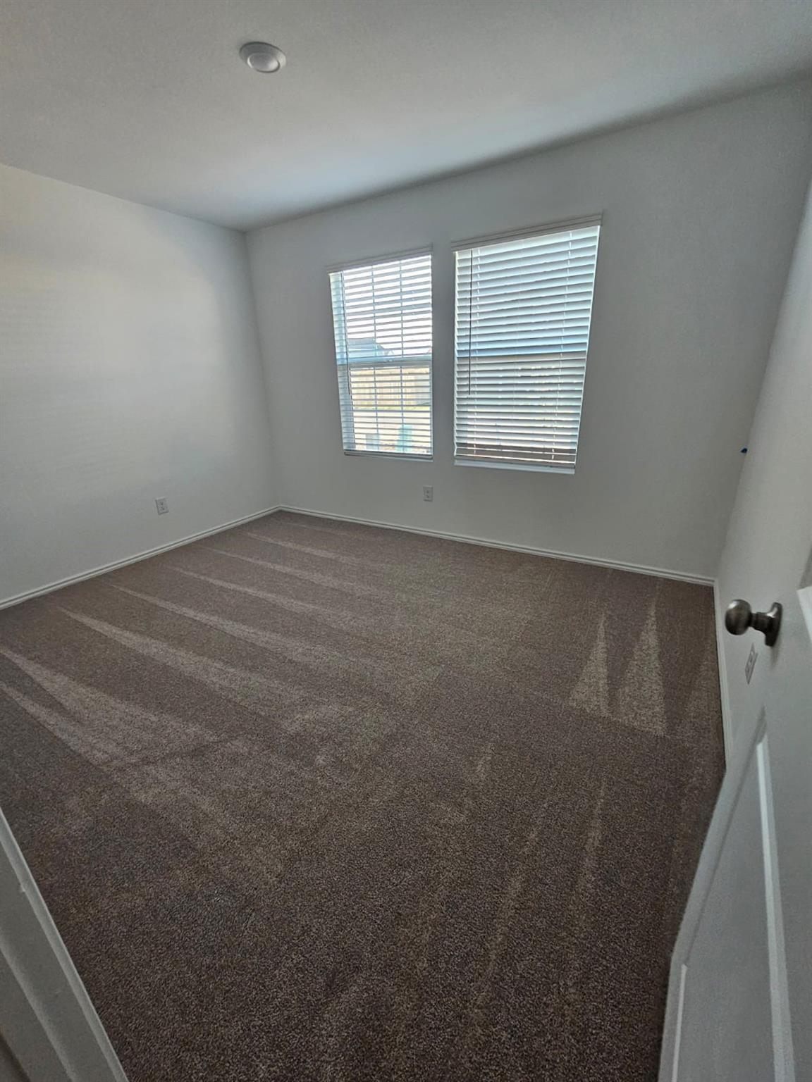 510 Sunray Dr, Lockhart, TX 78644