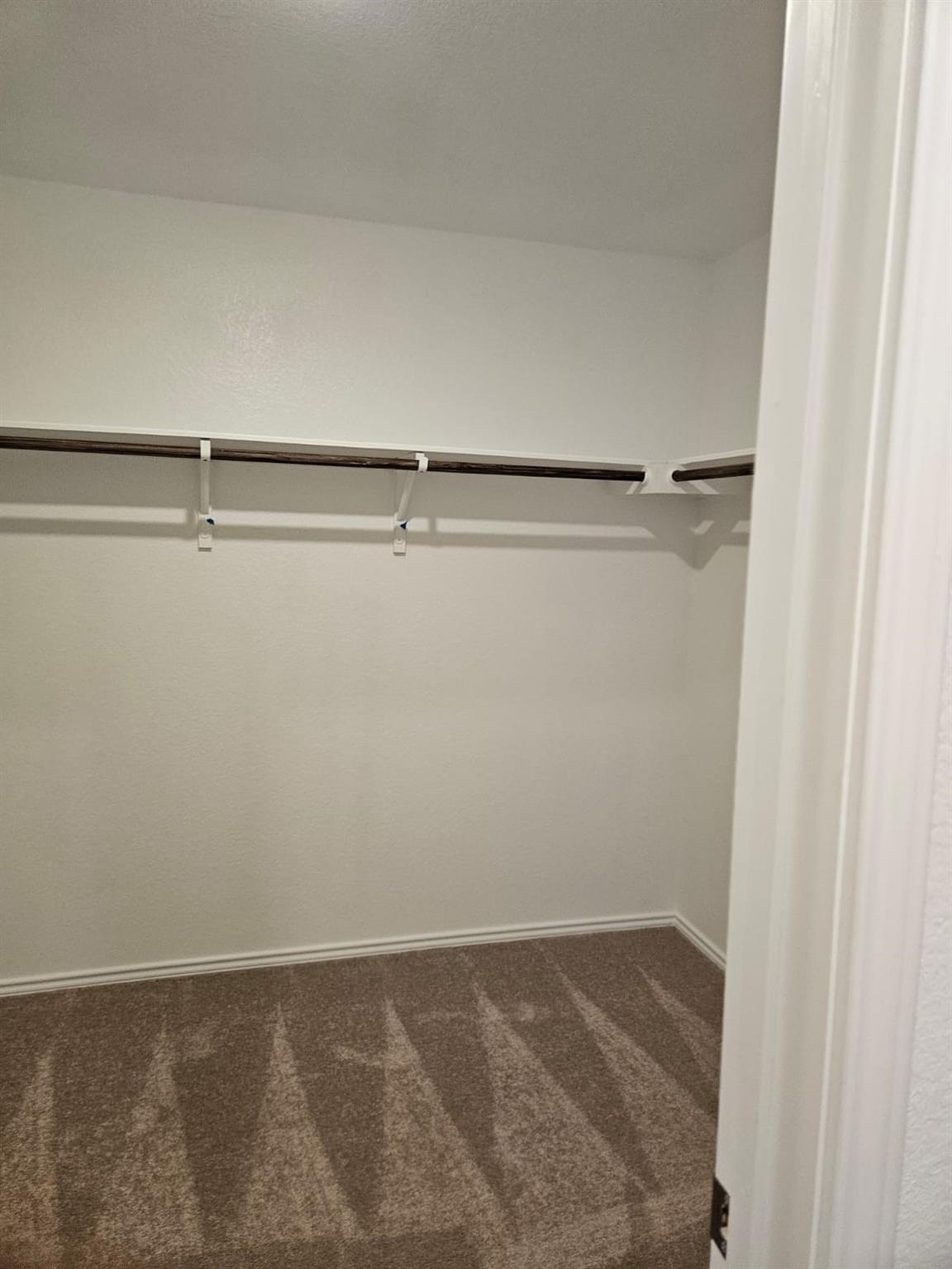 510 Sunray Dr, Lockhart, TX 78644