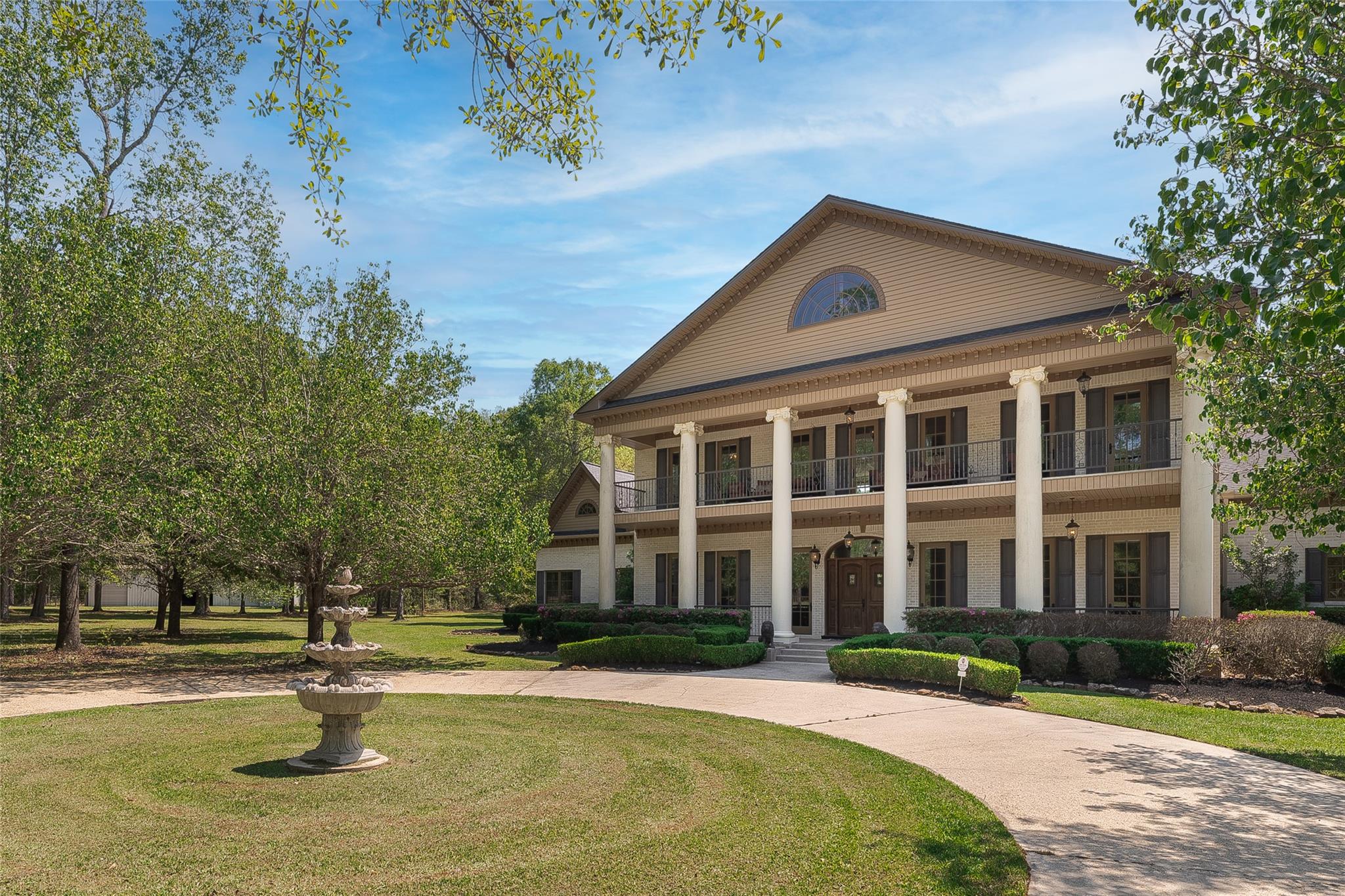 1815 Fm 82, Newton, TX 75956