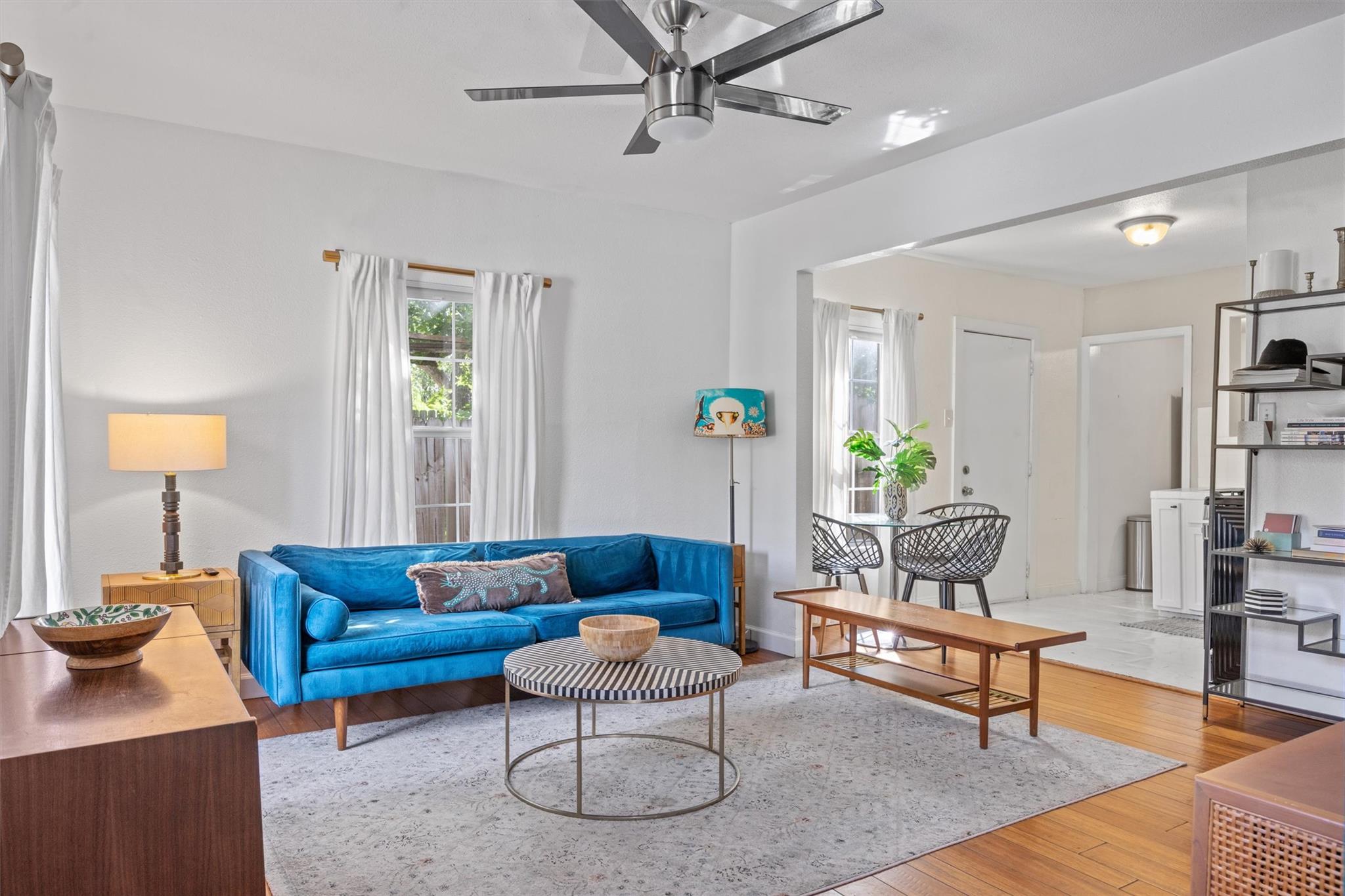 1167 Ridgeway Dr, Austin, TX 78702