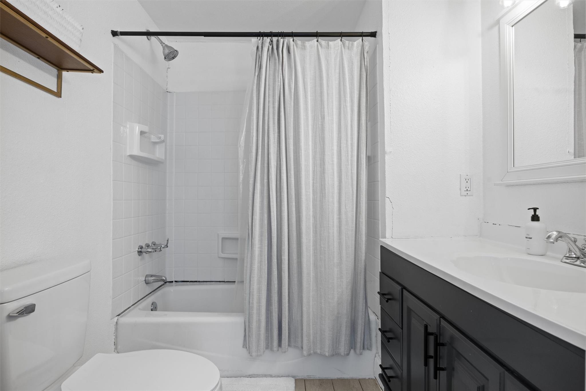 1167 Ridgeway Dr, Austin, TX 78702