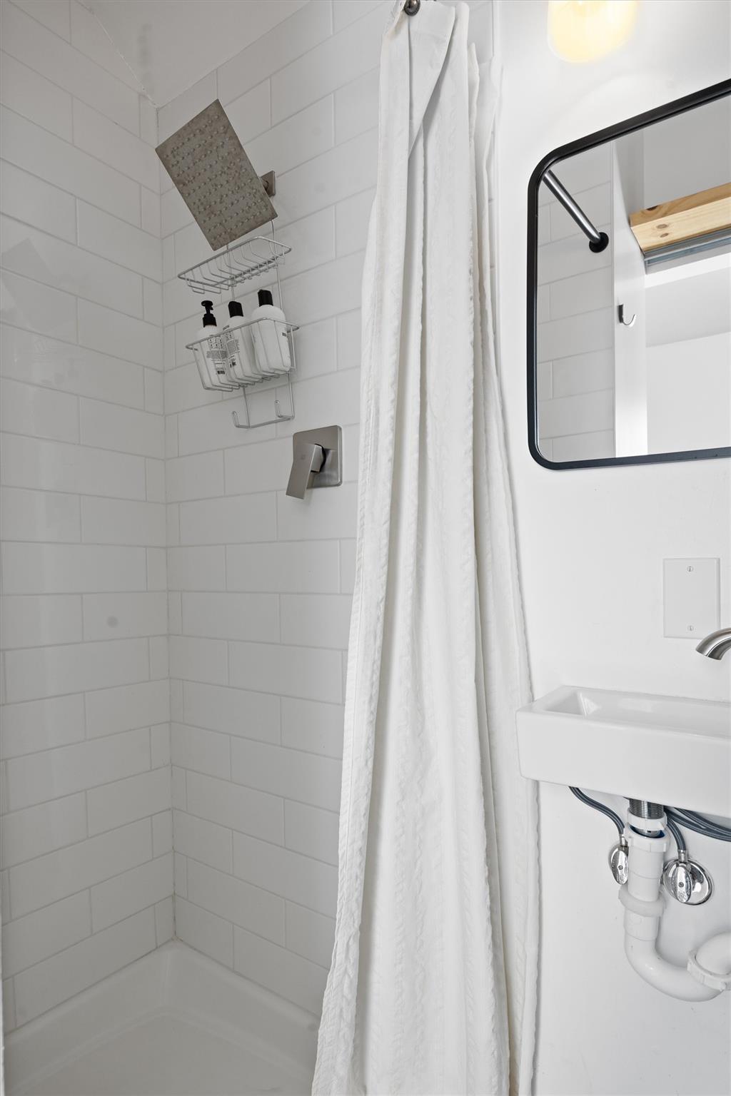 1167 Ridgeway Dr, Austin, TX 78702