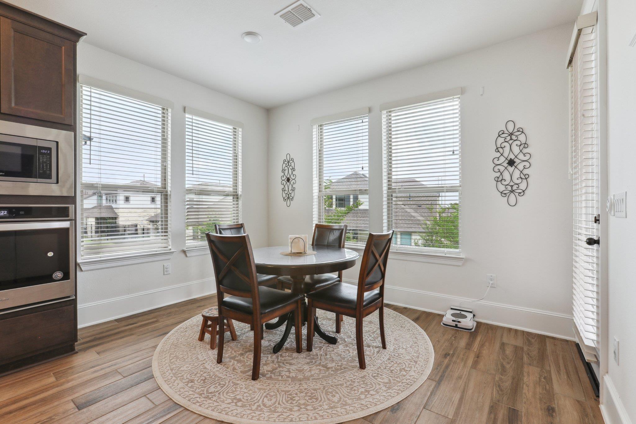 616 Buena Onda Way, Austin, TX 78738