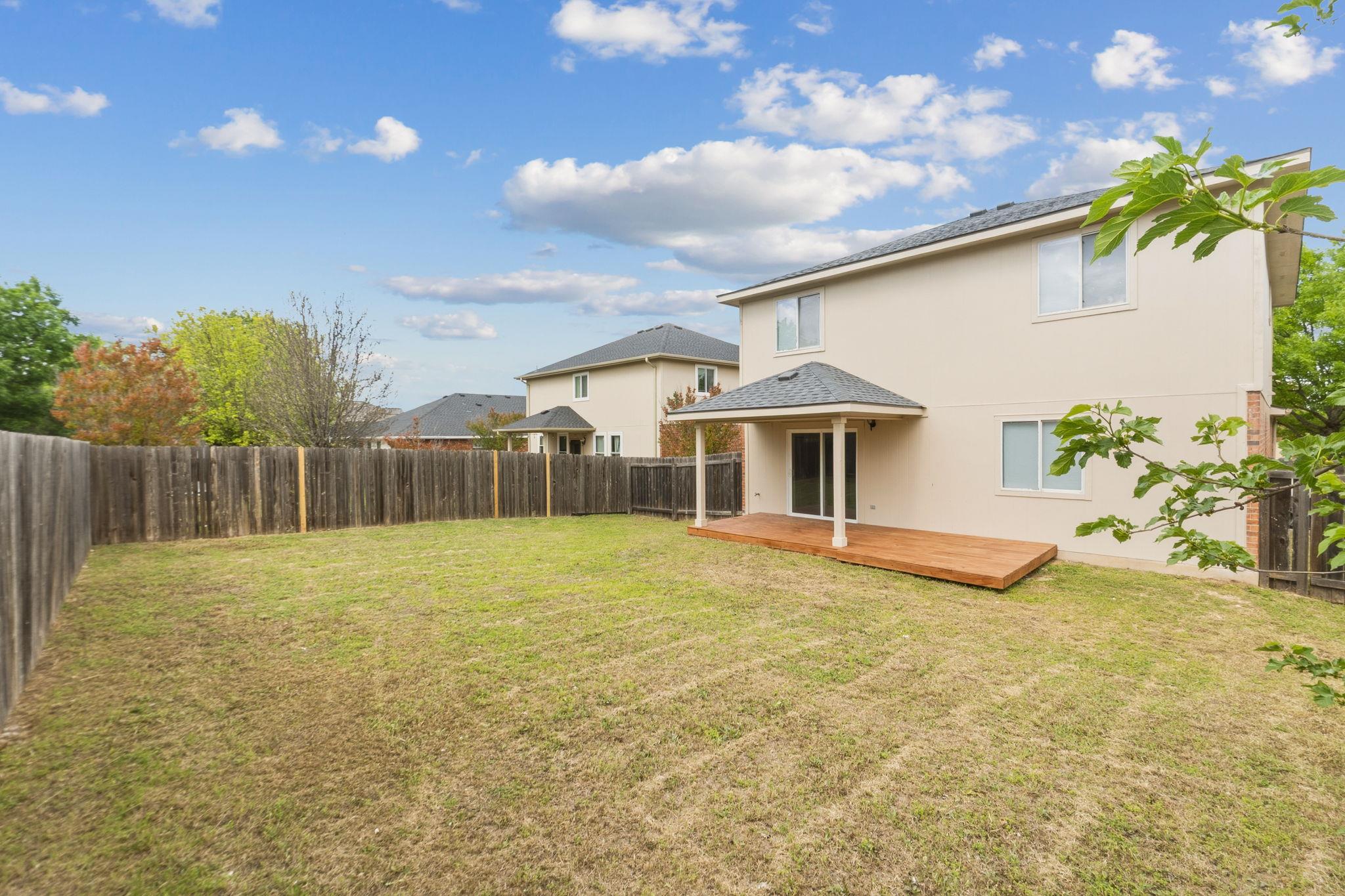 211 Banner Ave, Leander, TX 78641