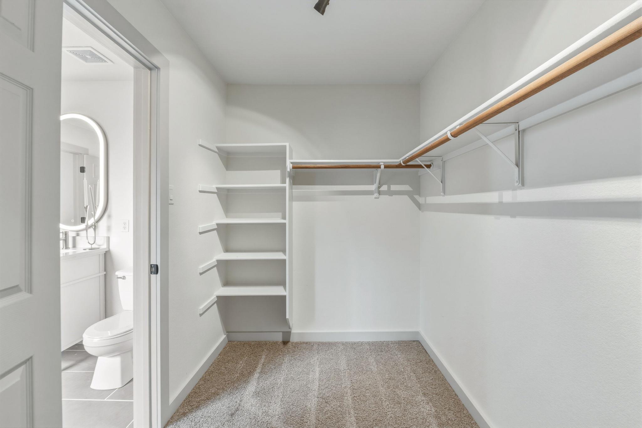 211 Banner Ave, Leander, TX 78641