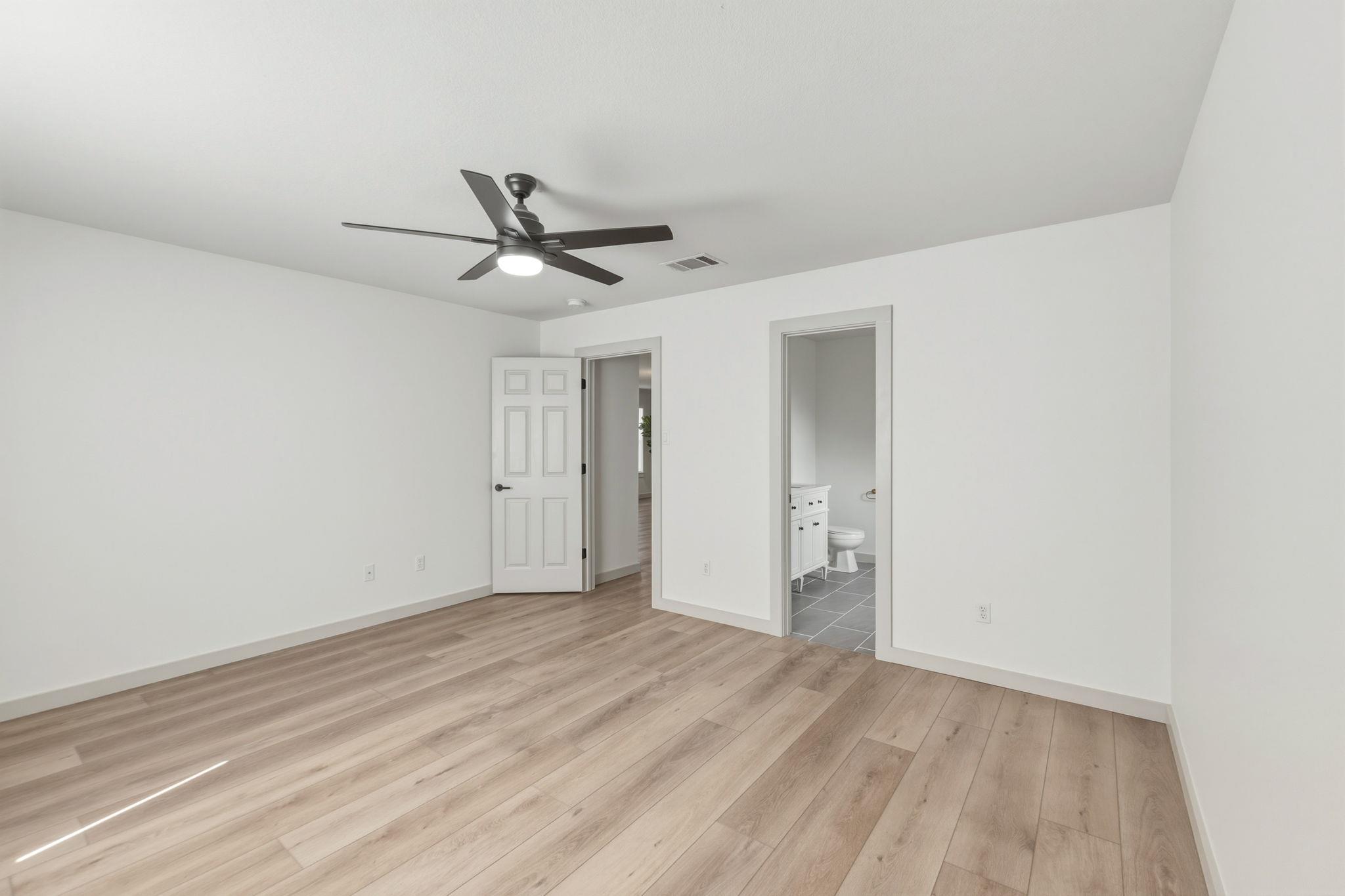 211 Banner Ave, Leander, TX 78641