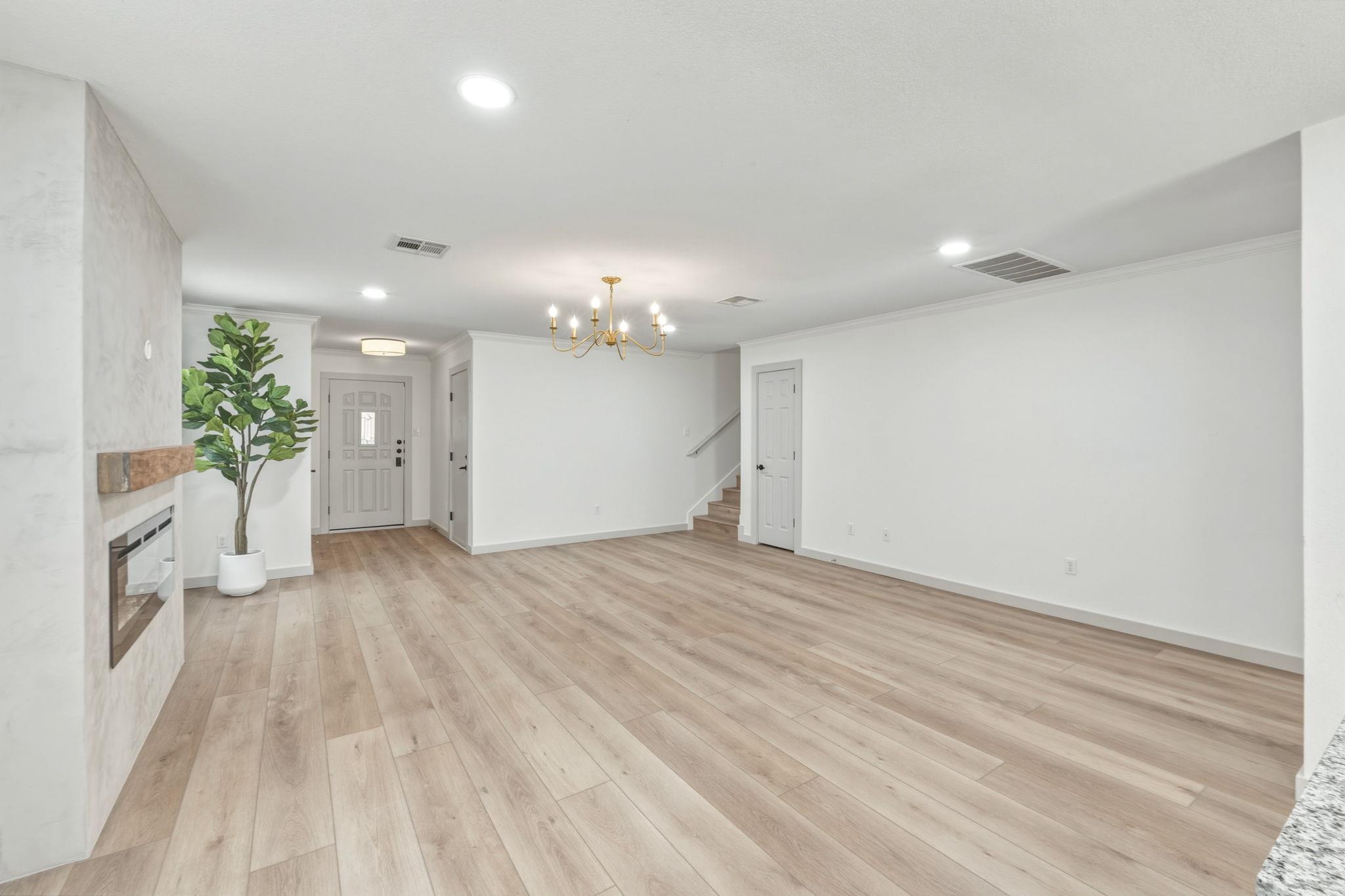 211 Banner Ave, Leander, TX 78641