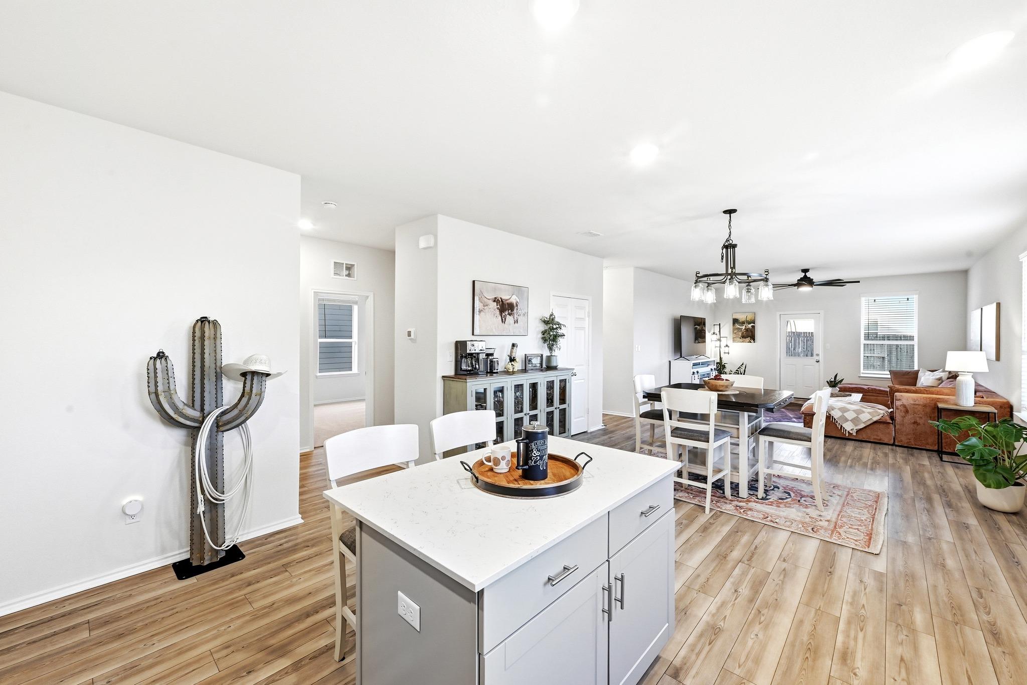 462 Tree Nut Loop, Buda, TX 78610