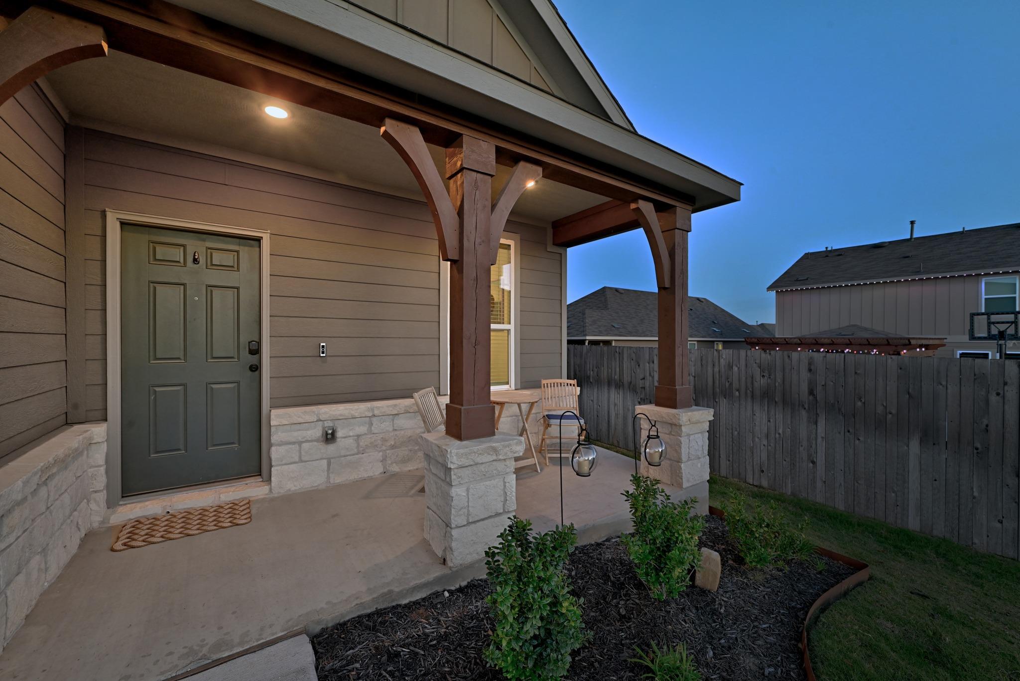 462 Tree Nut Loop, Buda, TX 78610