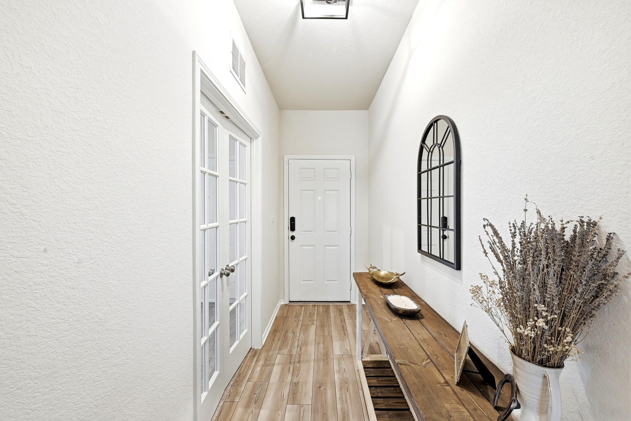 462 Tree Nut Loop, Buda, TX 78610