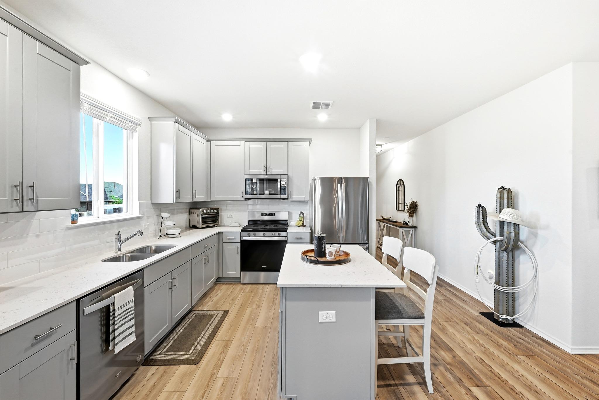 462 Tree Nut Loop, Buda, TX 78610