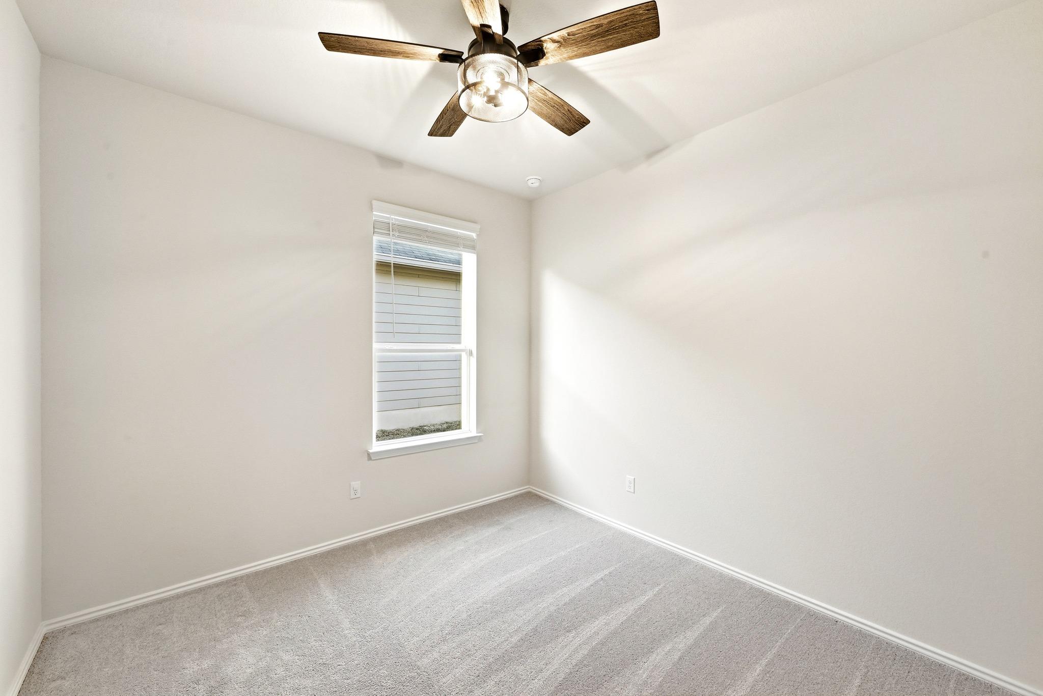 462 Tree Nut Loop, Buda, TX 78610