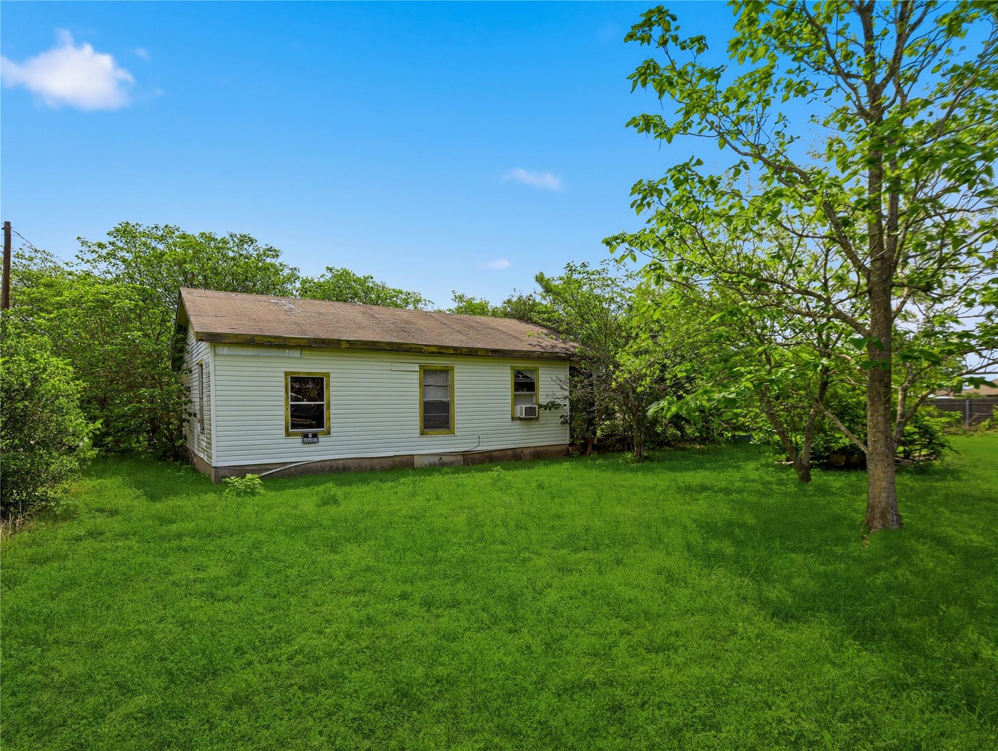 107 Castillo St, Kyle, TX 78640