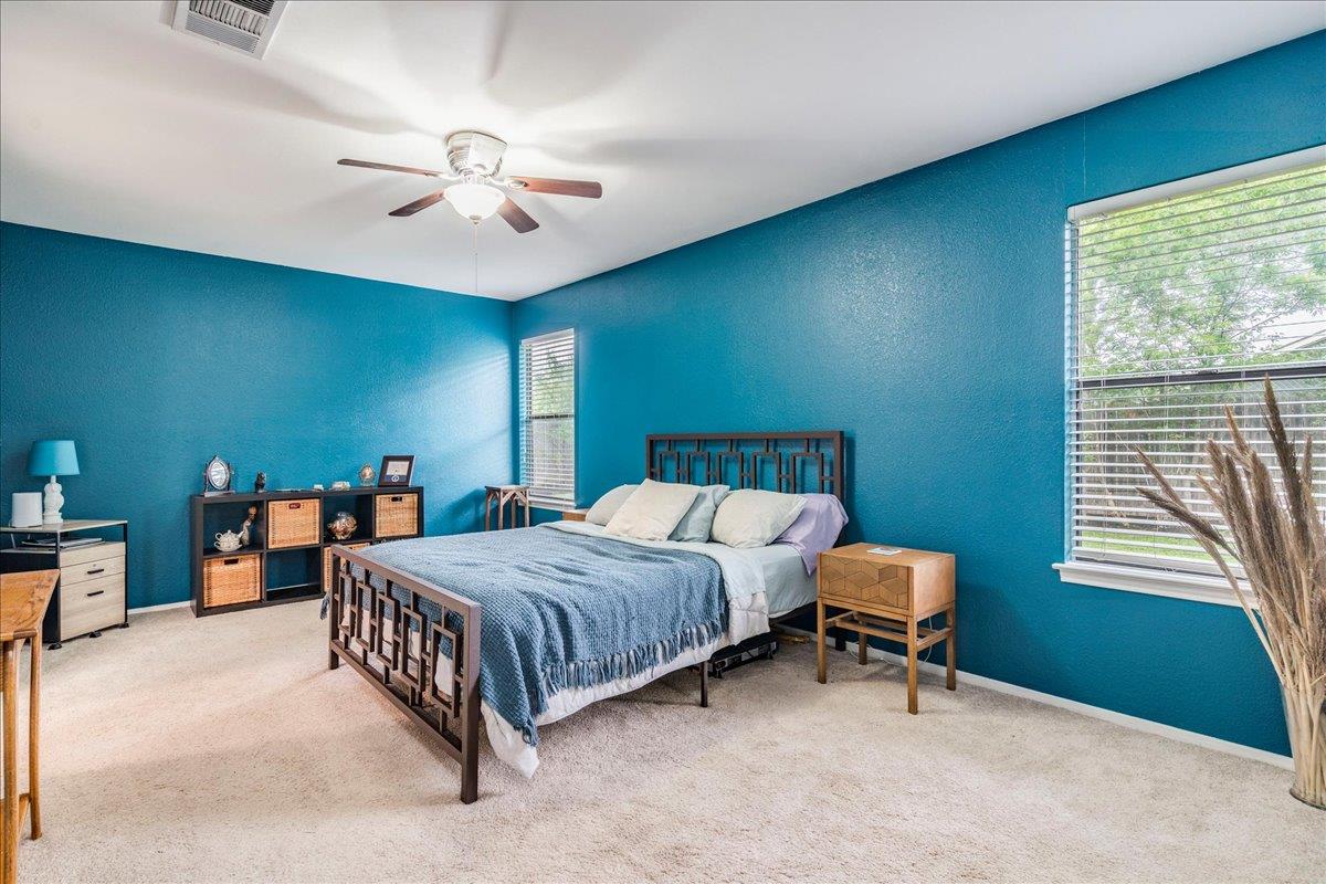 504 Egger Ct, Round Rock, TX 78664