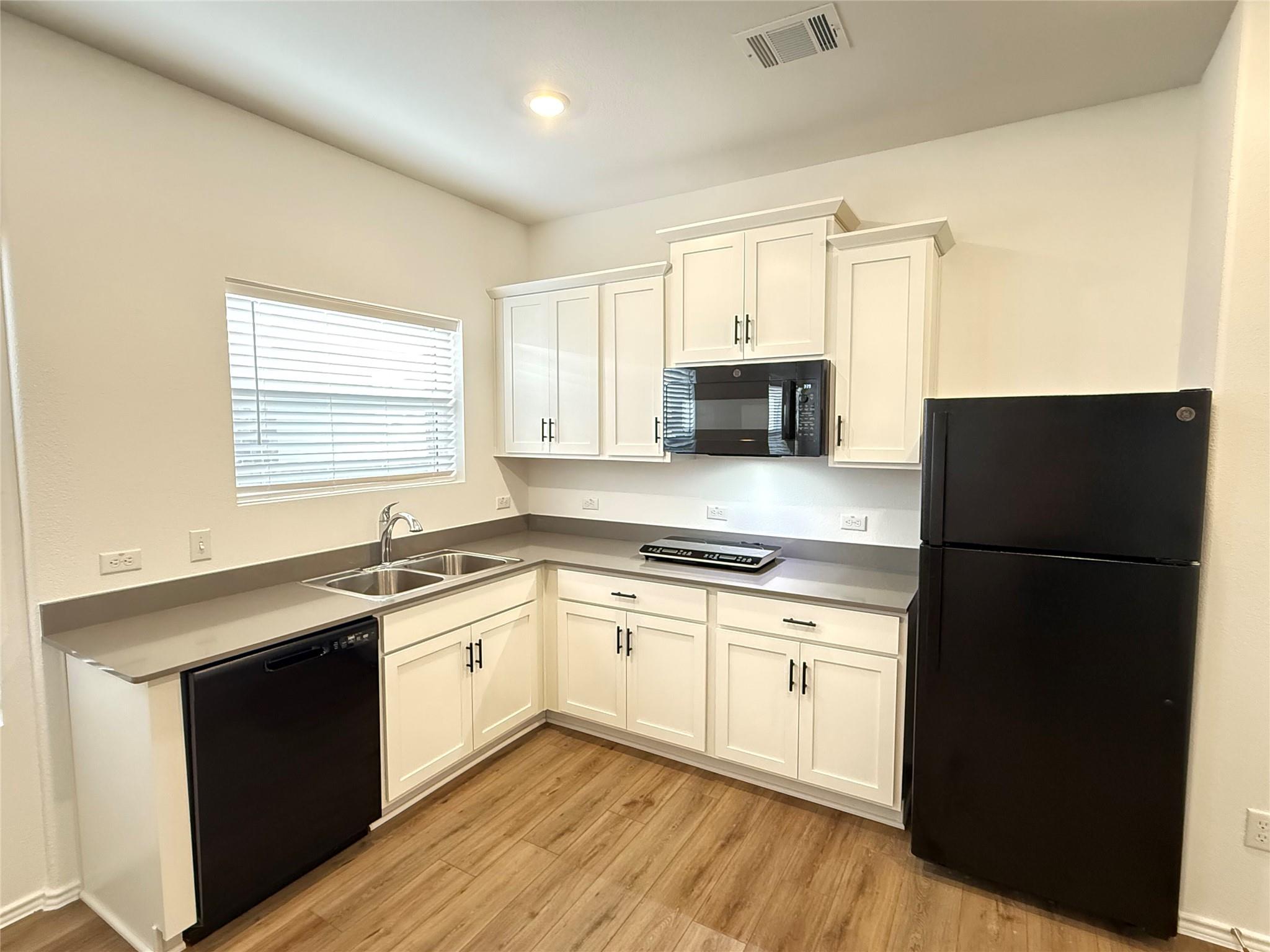 2000 Guntersville Bnd # A, Leander, TX 78641