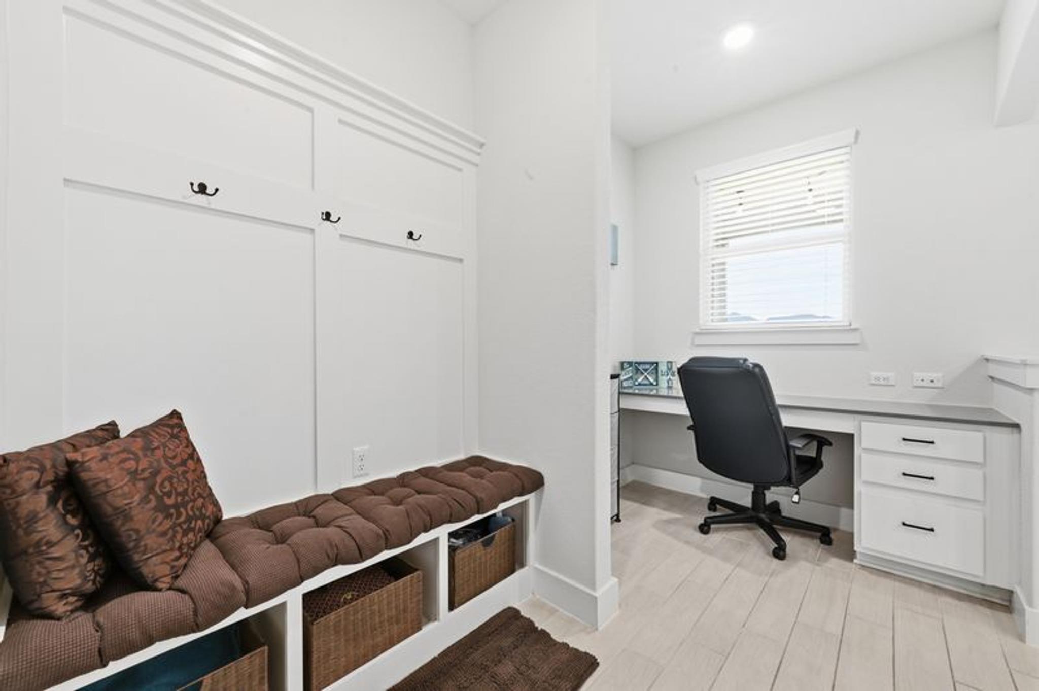 425 Purple Heart Dr, Buda, TX 78610