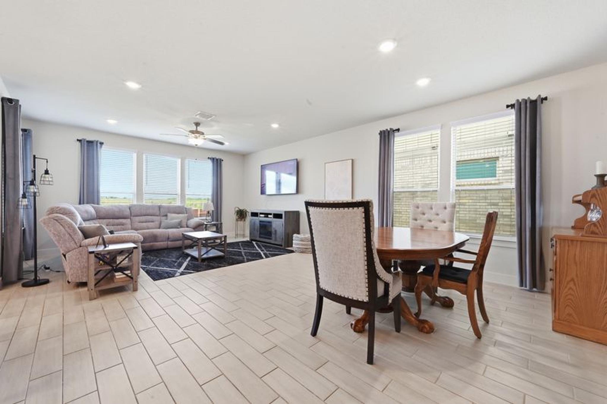 425 Purple Heart Dr, Buda, TX 78610