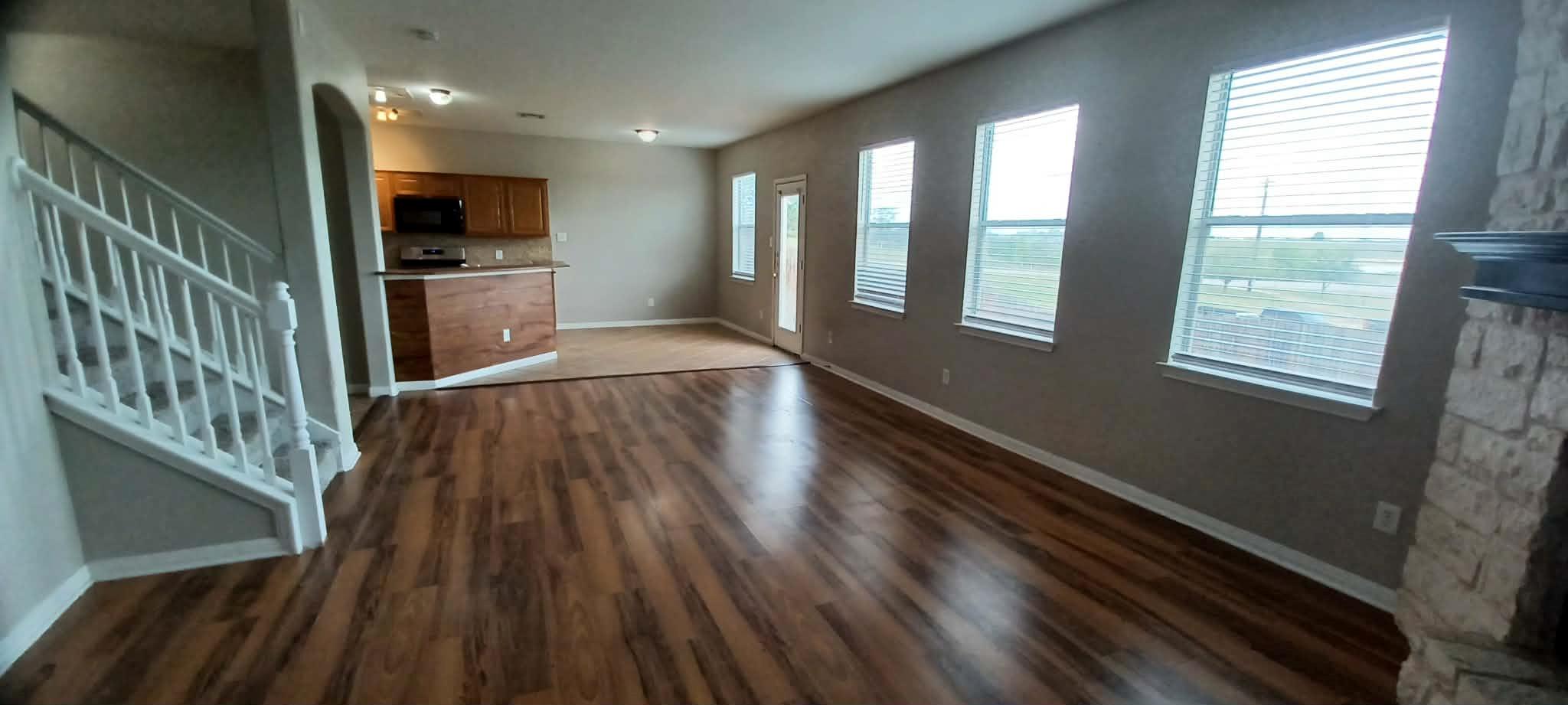 1113 Middle Brook Dr, Leander, TX 78641