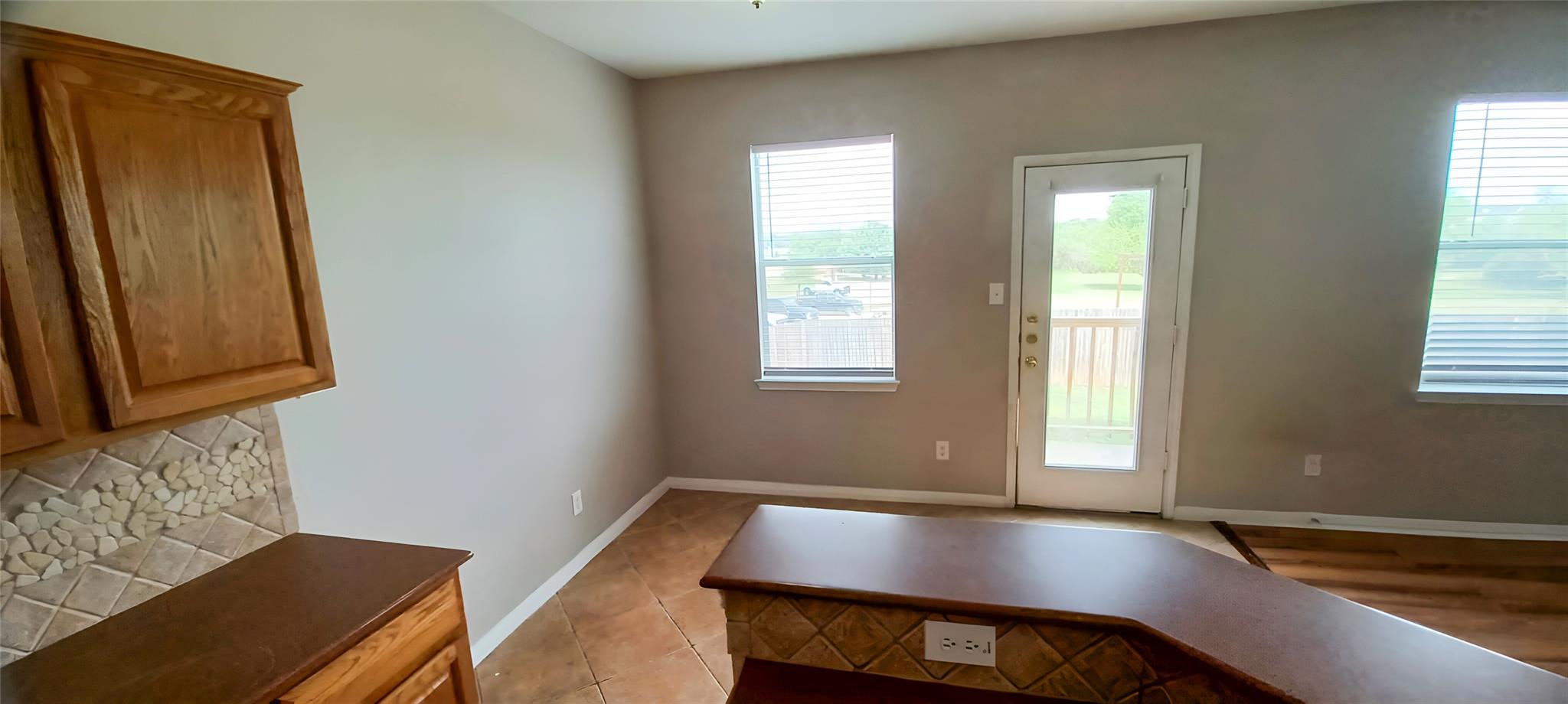 1113 Middle Brook Dr, Leander, TX 78641