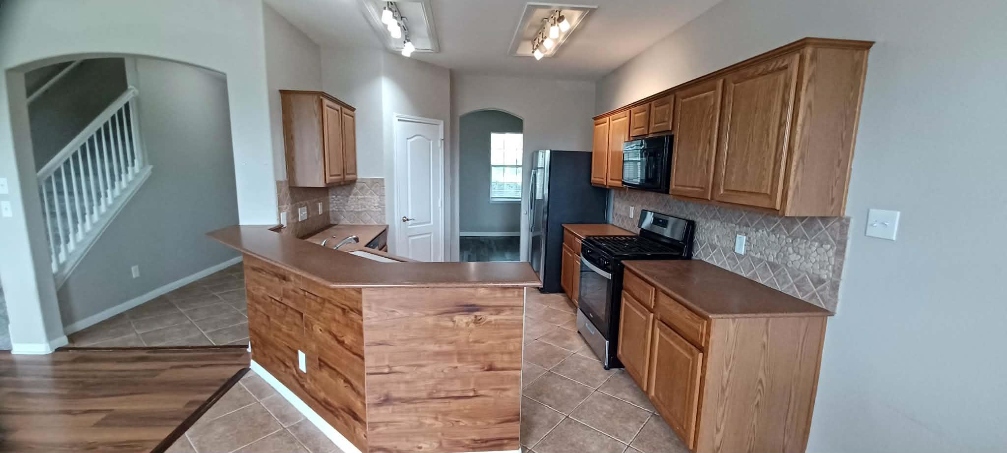 1113 Middle Brook Dr, Leander, TX 78641