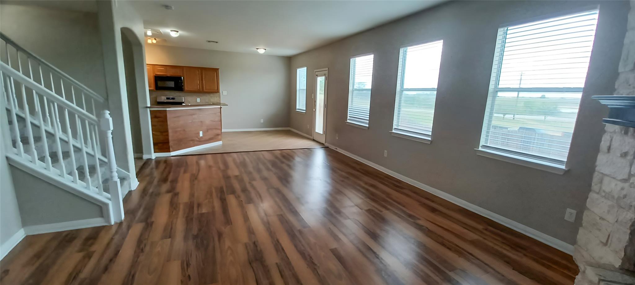 1113 Middle Brook Dr, Leander, TX 78641