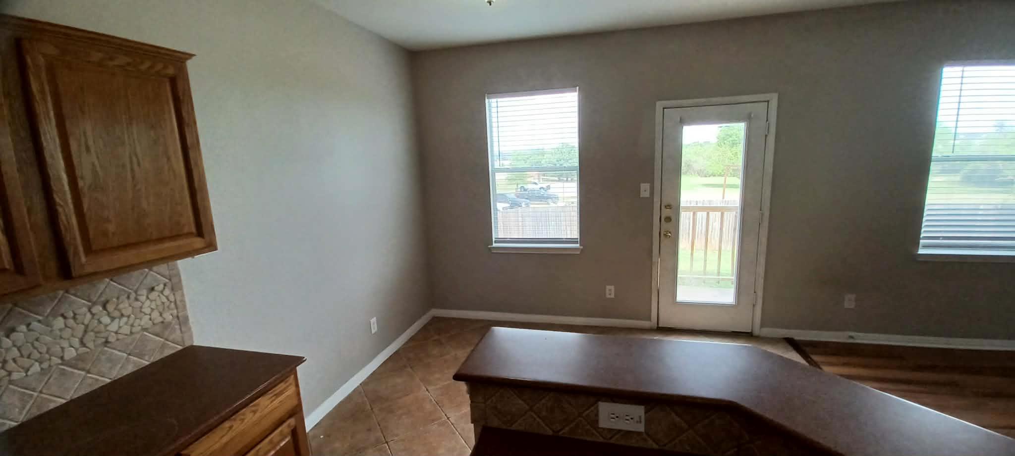 1113 Middle Brook Dr, Leander, TX 78641