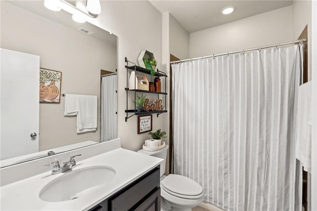 504 Cinnamon Teal Ln, Leander, TX 78641