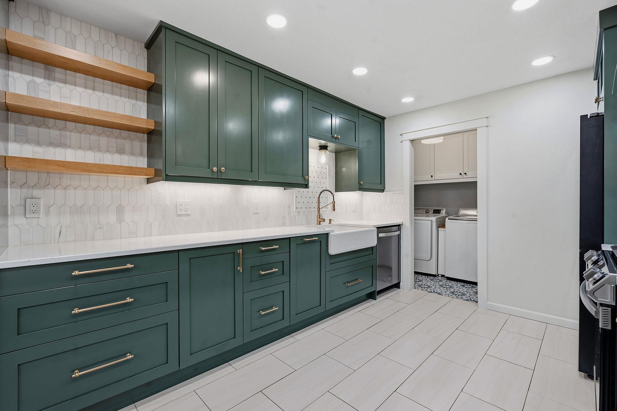 1701 W Braker Ln # A, Austin, TX 78758