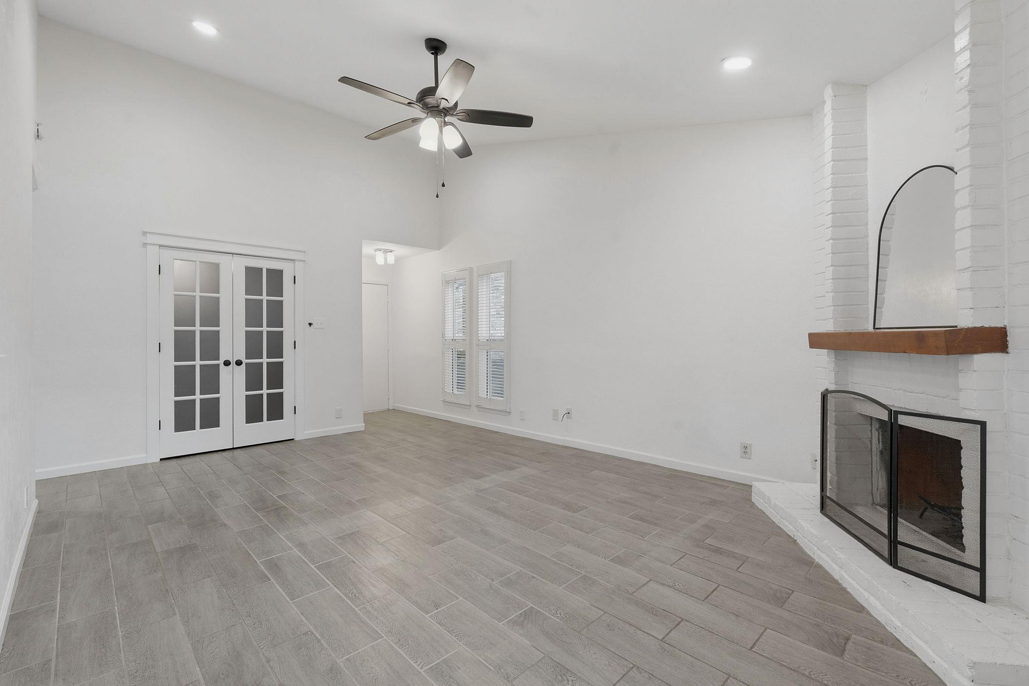 1701 W Braker Ln # A, Austin, TX 78758