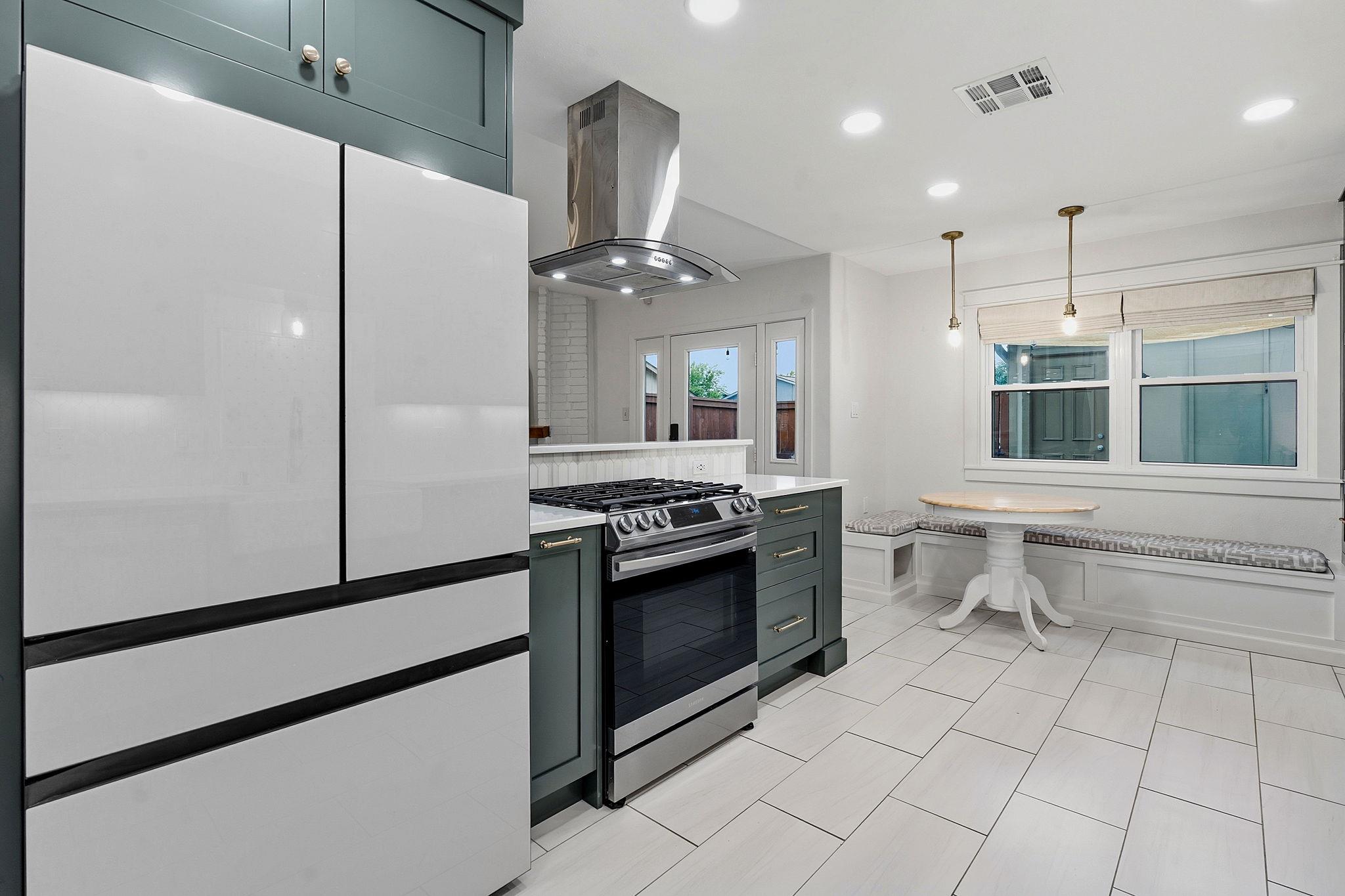 1701 W Braker Ln # A, Austin, TX 78758