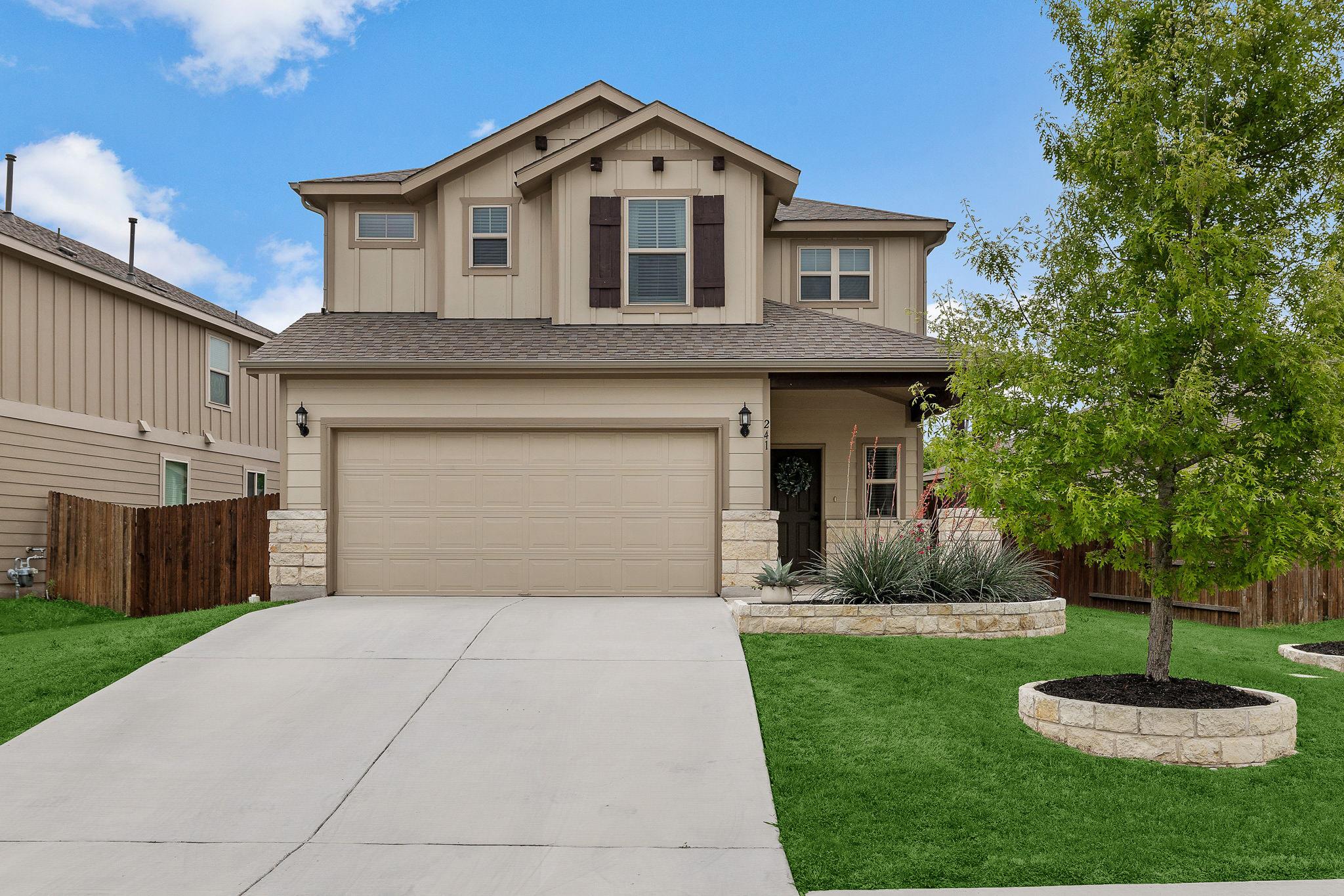 241 La Dera Dr, Liberty Hill, TX 78642