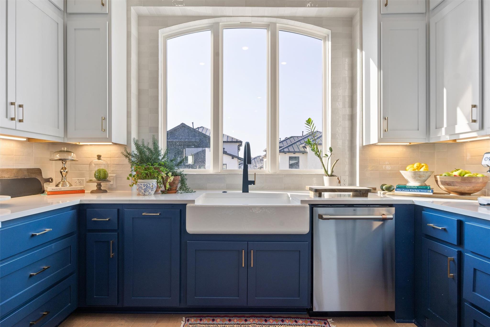 51 Maybury Way, Lakeway, TX 78738