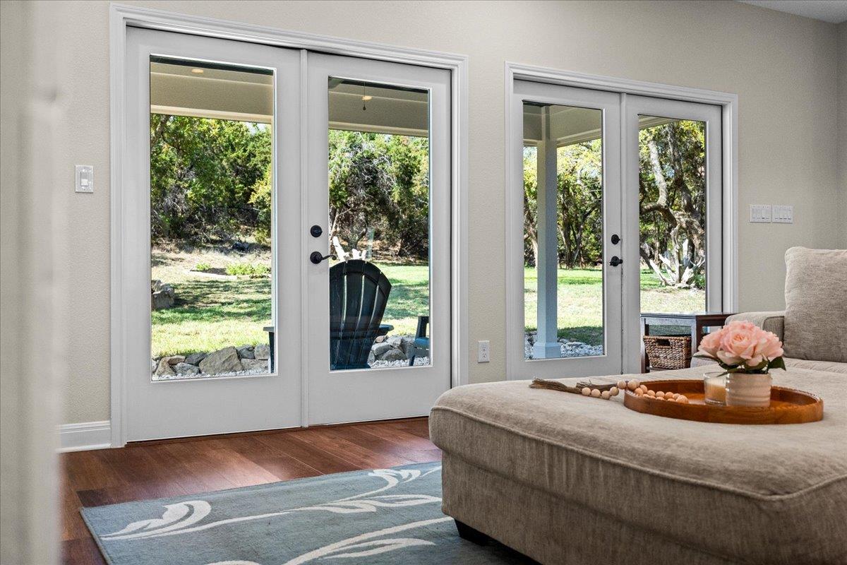 10621 W Cave Loop, Dripping Springs, TX 78620