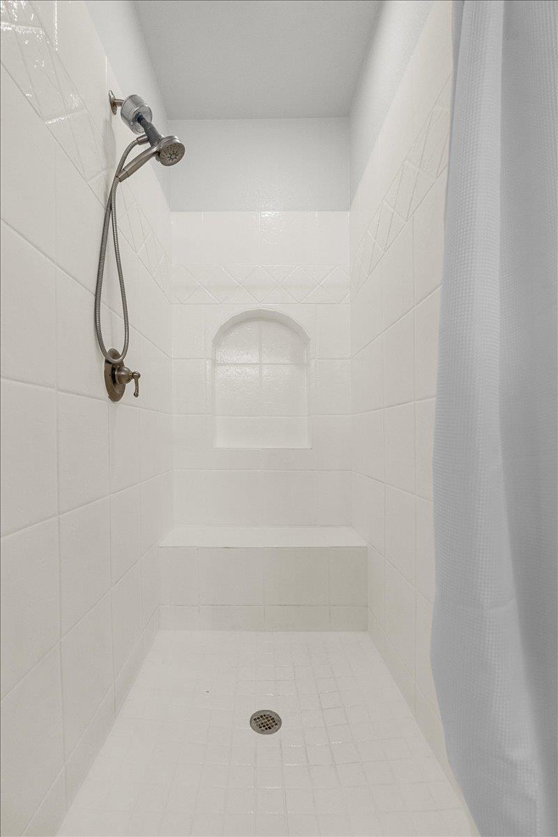 10621 W Cave Loop, Dripping Springs, TX 78620