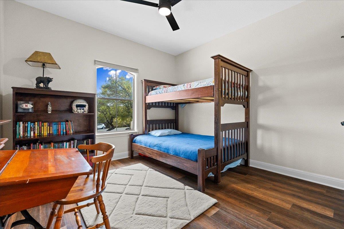 10621 W Cave Loop, Dripping Springs, TX 78620