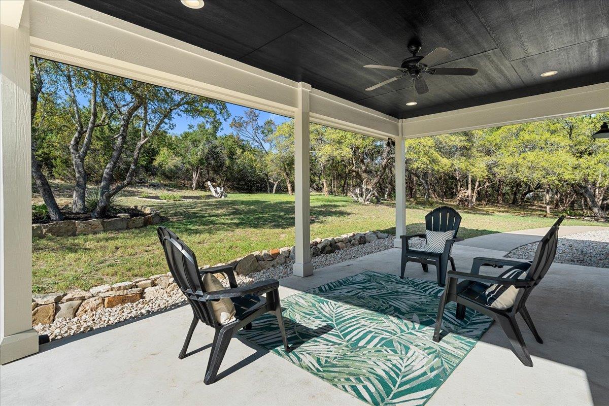 10621 W Cave Loop, Dripping Springs, TX 78620