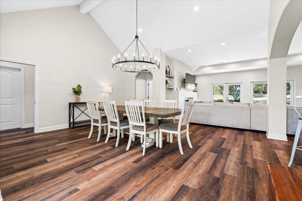 10621 W Cave Loop, Dripping Springs, TX 78620