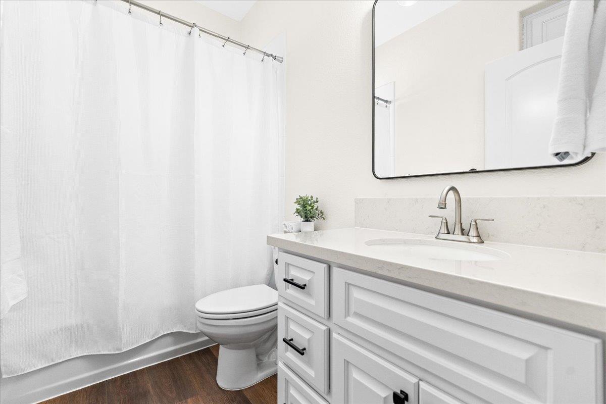 10621 W Cave Loop, Dripping Springs, TX 78620